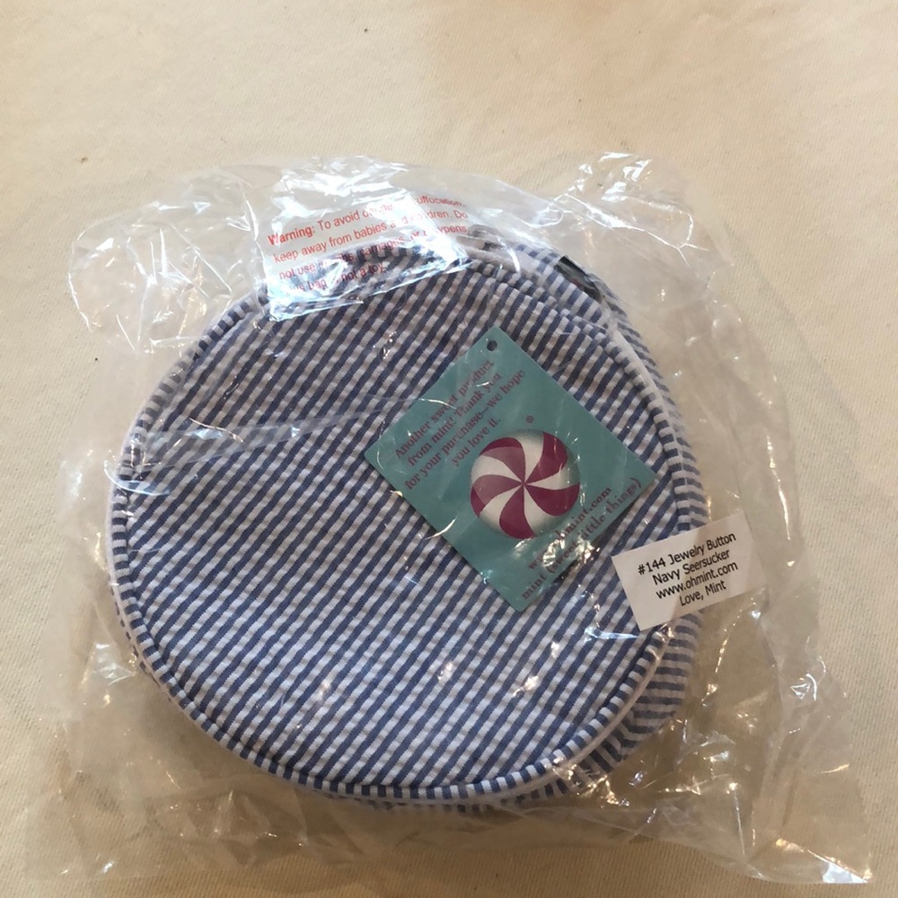 Oh Mint Navy Seersucker Jewelry Button
